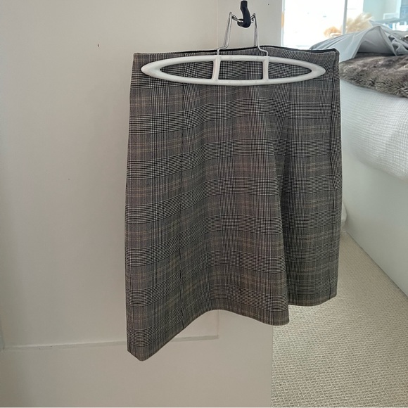 Babaton Plaid Modern Mini Skirt - Picture 2 of 2